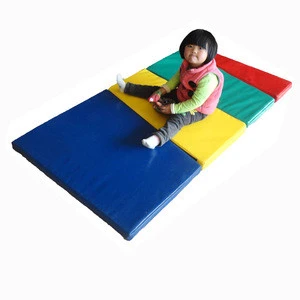 2016 new design high quality and cheap Eco-Friendly safety 4 Fold Gymnastic Rainbow Mat