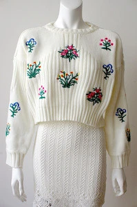 2017 newest women floral embroidered knit Oversized sweater
