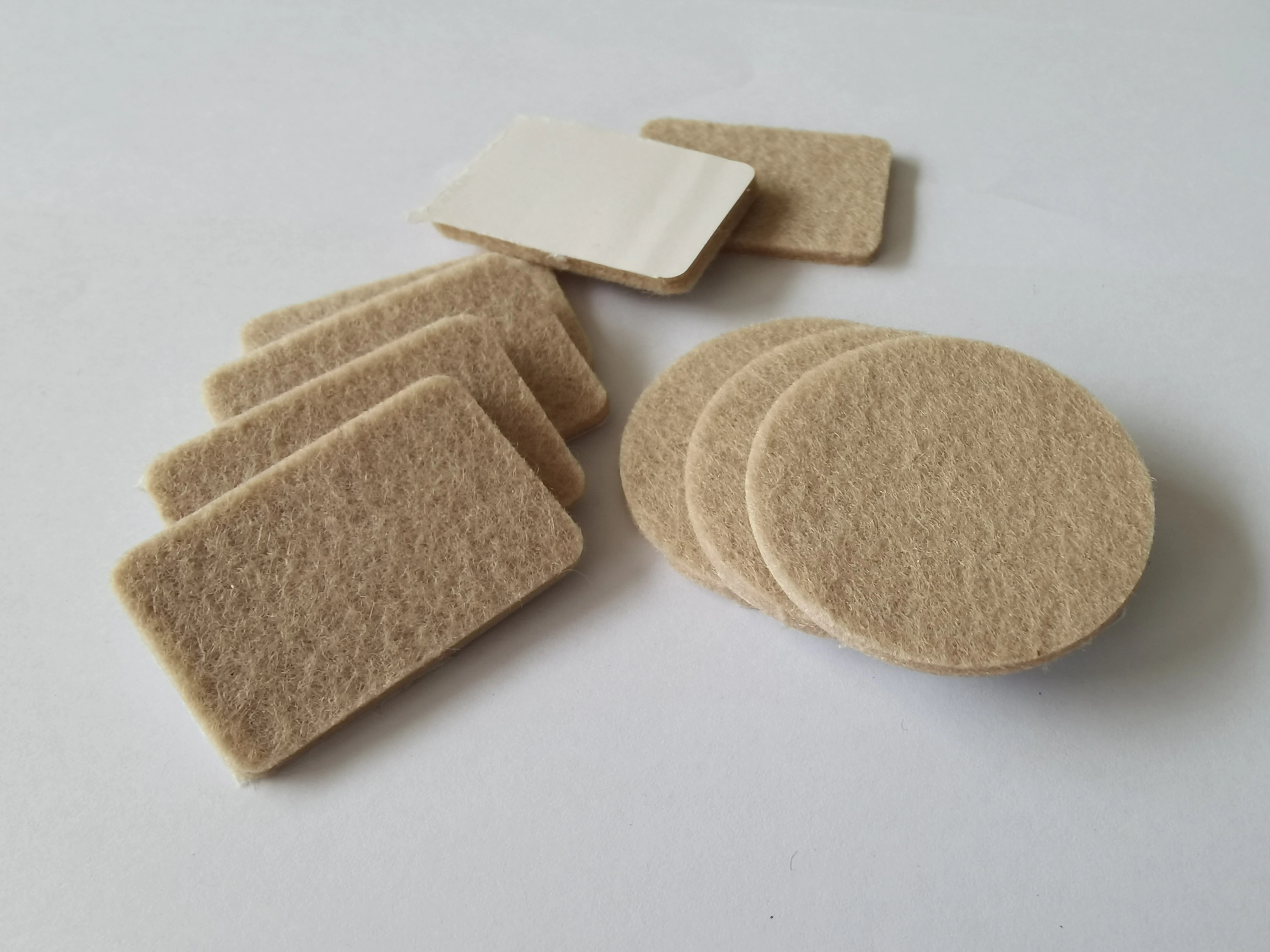 5mm 1000g/sqm fiber material strong adhesive furniture felt pads round square Felt furniture Pads