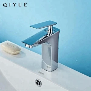 Bathroom accessories good quality basin faucet, chrome finished zinc alloy faucet taps
