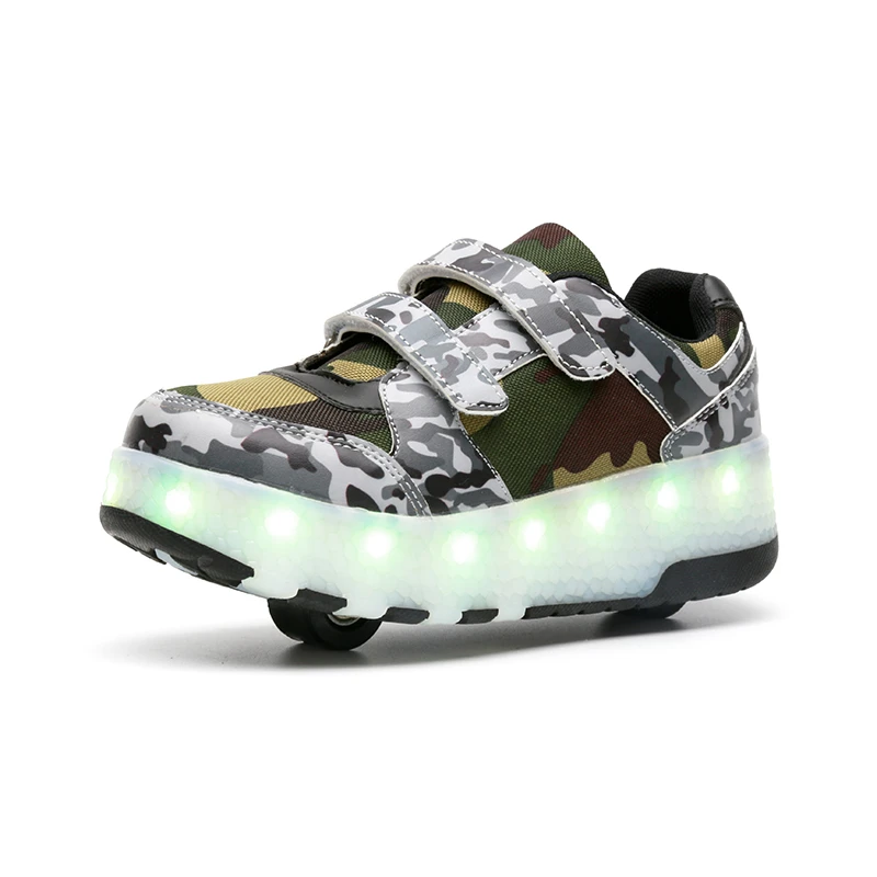 Colorful accept design light up stitch design TPR sole two wheels kick roller skate shoes price