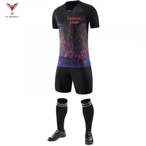 Custom Quality Sublimation Soccer Uniform Latest Design Wholesale Customized Men Adult Jersey Soccer Uniform