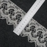 Guangzhou lace antique style cotton venice lace trim embroidered scalloped bridal veil trim lace by yards