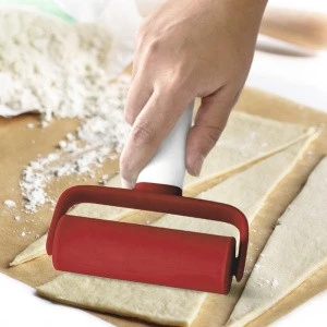 High Quality Household Baking Portable Rolling Pin Plastic Rolling Pin