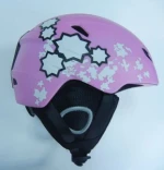 Light skiing helmet