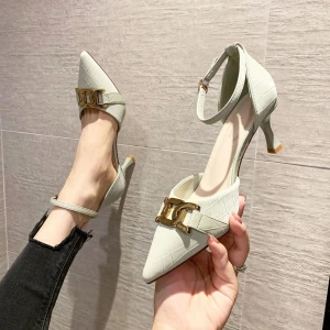 Little fresh girl 2021 new chain pointed toe buckle with air quality stiletto high-heeled shoes