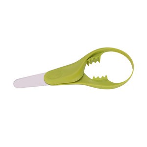Multi-functional Household Kitchen Accessories Plastic Portable Avocado Shea Butter Fruit Cutter Knife Avocado Slicer 4 in 1