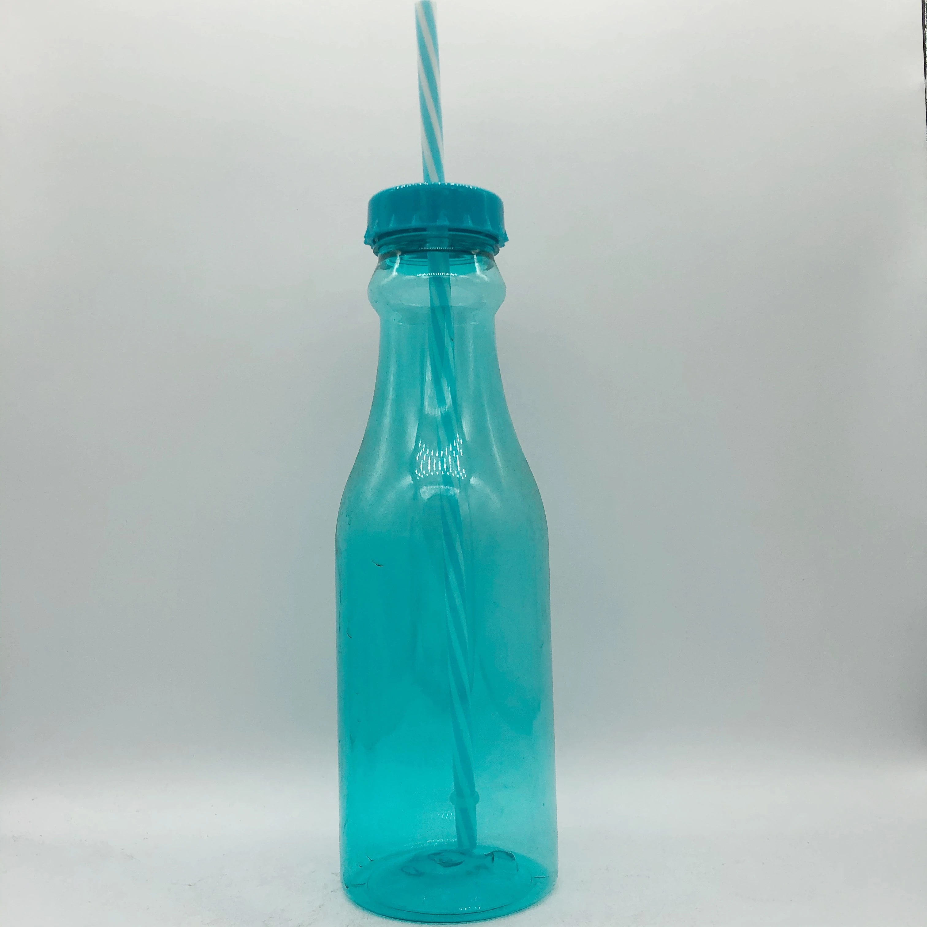 New Material Water Bottles with Custom Logo Motivational Soda Water Bottle with Straw