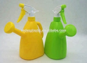 Popular Mini plastic water can by handle for family