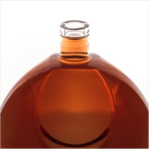 Wholesale Personality Customization Transparent Carving Liquor Brandy XO Glass Bottle