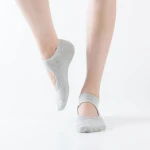 Wholesale Women Adult Non Slip Yoga Socks Breathable Solid Color Cotton Yoga Socks
