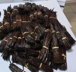 Premium Madagascar Bourbon Vanilla Beans - Grade A - Cuts, oil