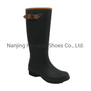 Black Lady Waterproof Anti-Slip Fashion PU Strap Comfortable Tall Rubber Rain Boot for Women