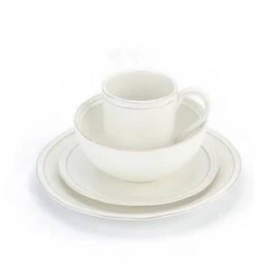 Concise style royal classic gold rimmed dinner plates / fine bone china dinnerware sets
