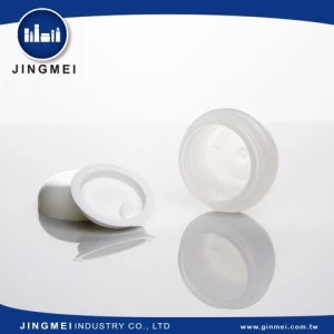 Cosmetic packaging manufacturer 3g lip balm PP plastic container