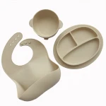 Eco Friendly Infant Silicone Bibs Custom Waterproof Rubber Silicone Baby Bib  Baby Feeding Set