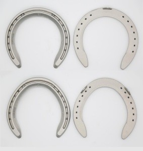 Hot Sale Kinds of Aluminum HorseShoes with Competitive Price