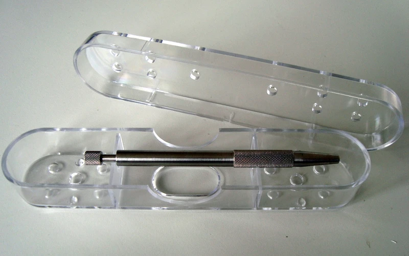 microsurgery sapphire knives