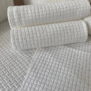sample spunlace nonwoven fabric rolls made of polyester  raw material